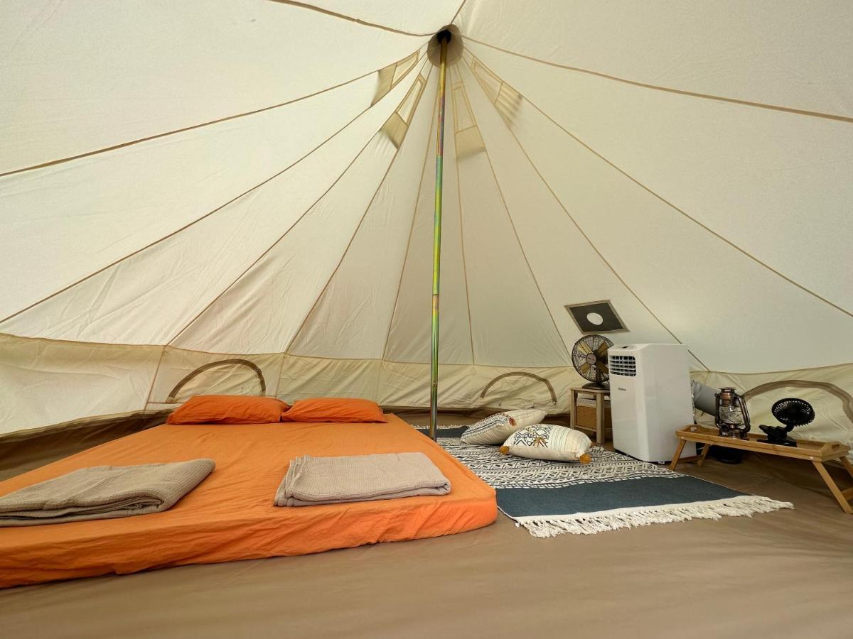 Beach N Breeze Glamping ملقا المظهر الخارجي الصورة
