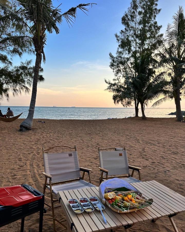 Beach N Breeze Glamping ملقا المظهر الخارجي الصورة
