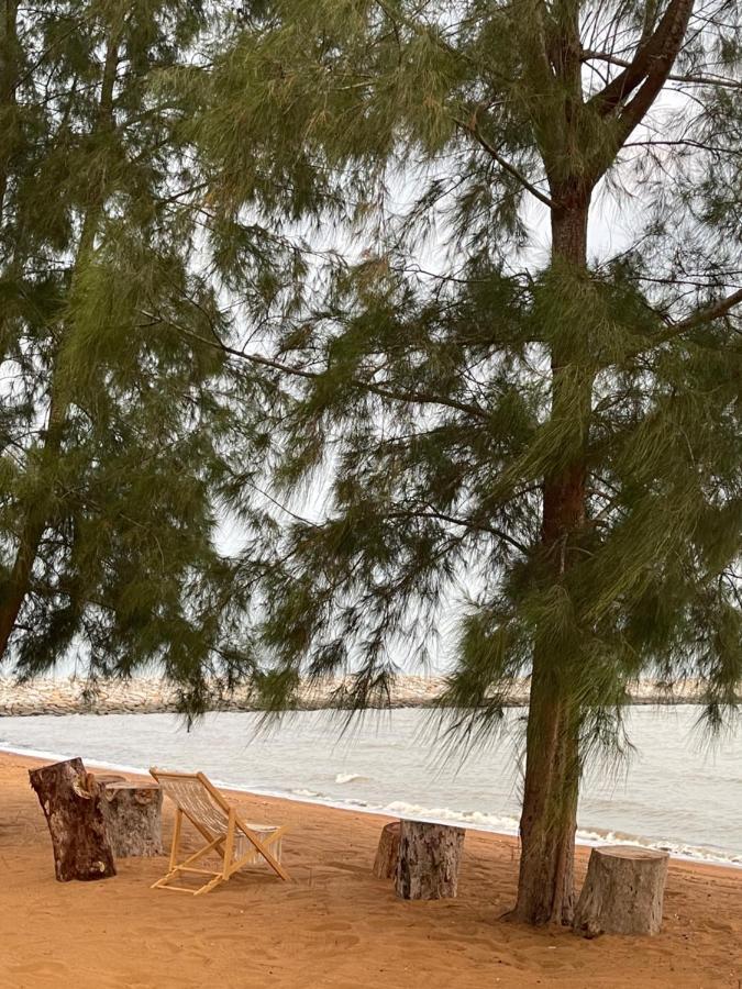 Beach N Breeze Glamping ملقا المظهر الخارجي الصورة