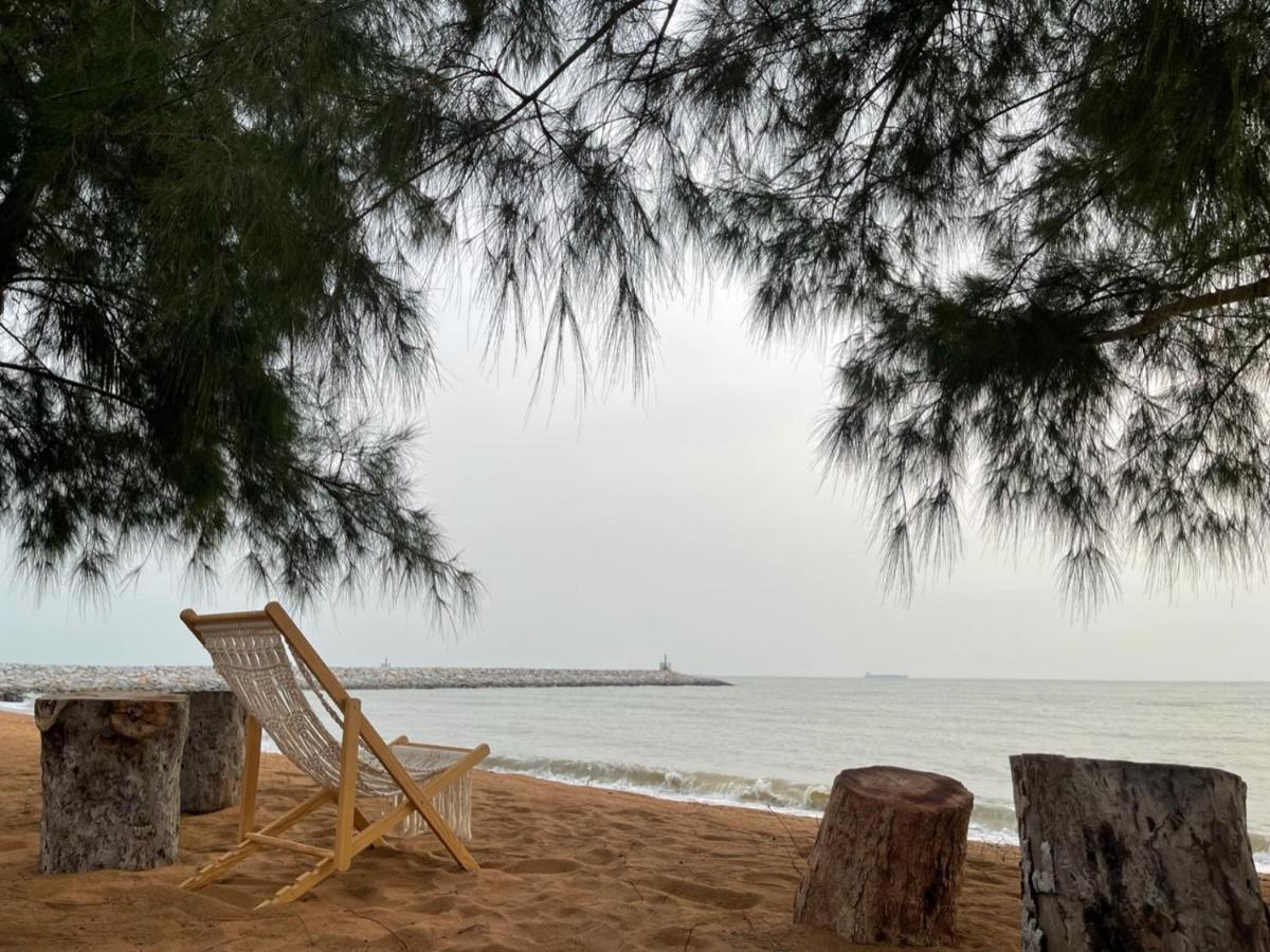 Beach N Breeze Glamping ملقا المظهر الخارجي الصورة